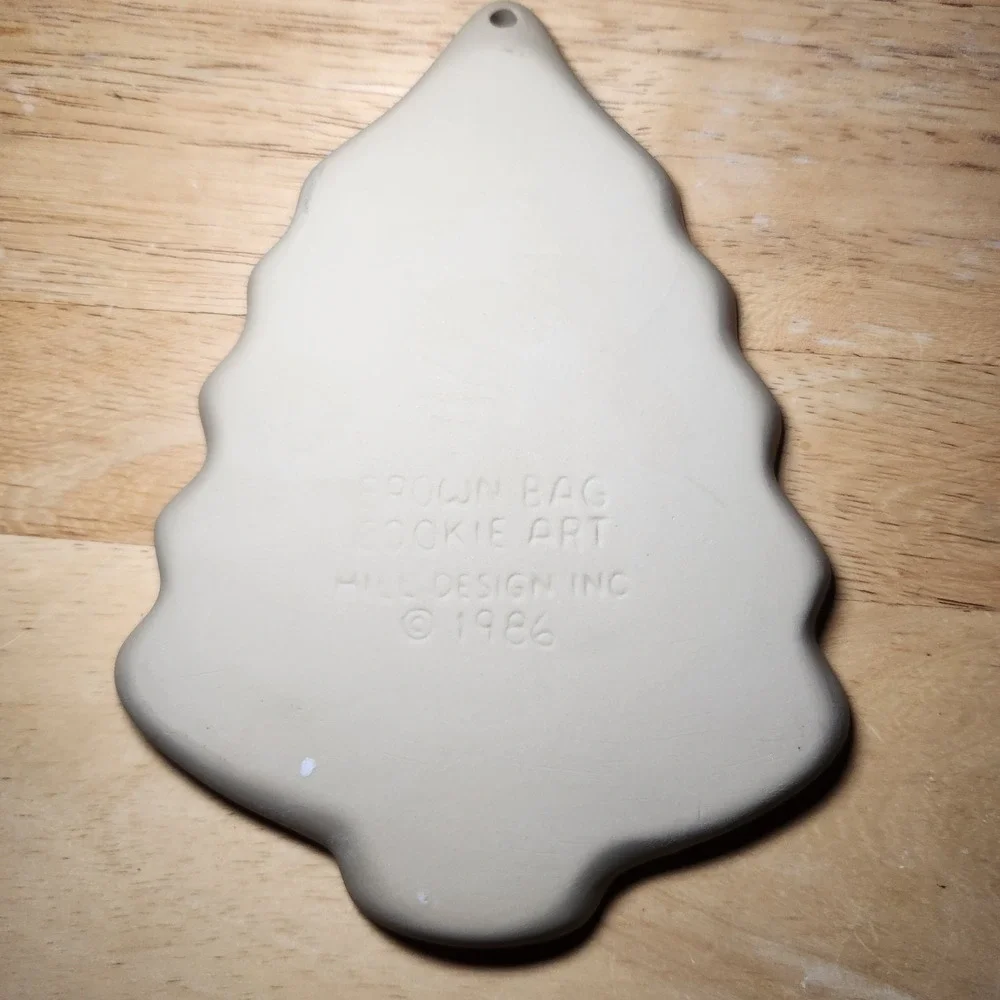Vtg Brown Bag Cookie Art Christmas Tree Cookie Mold 1986 Craft